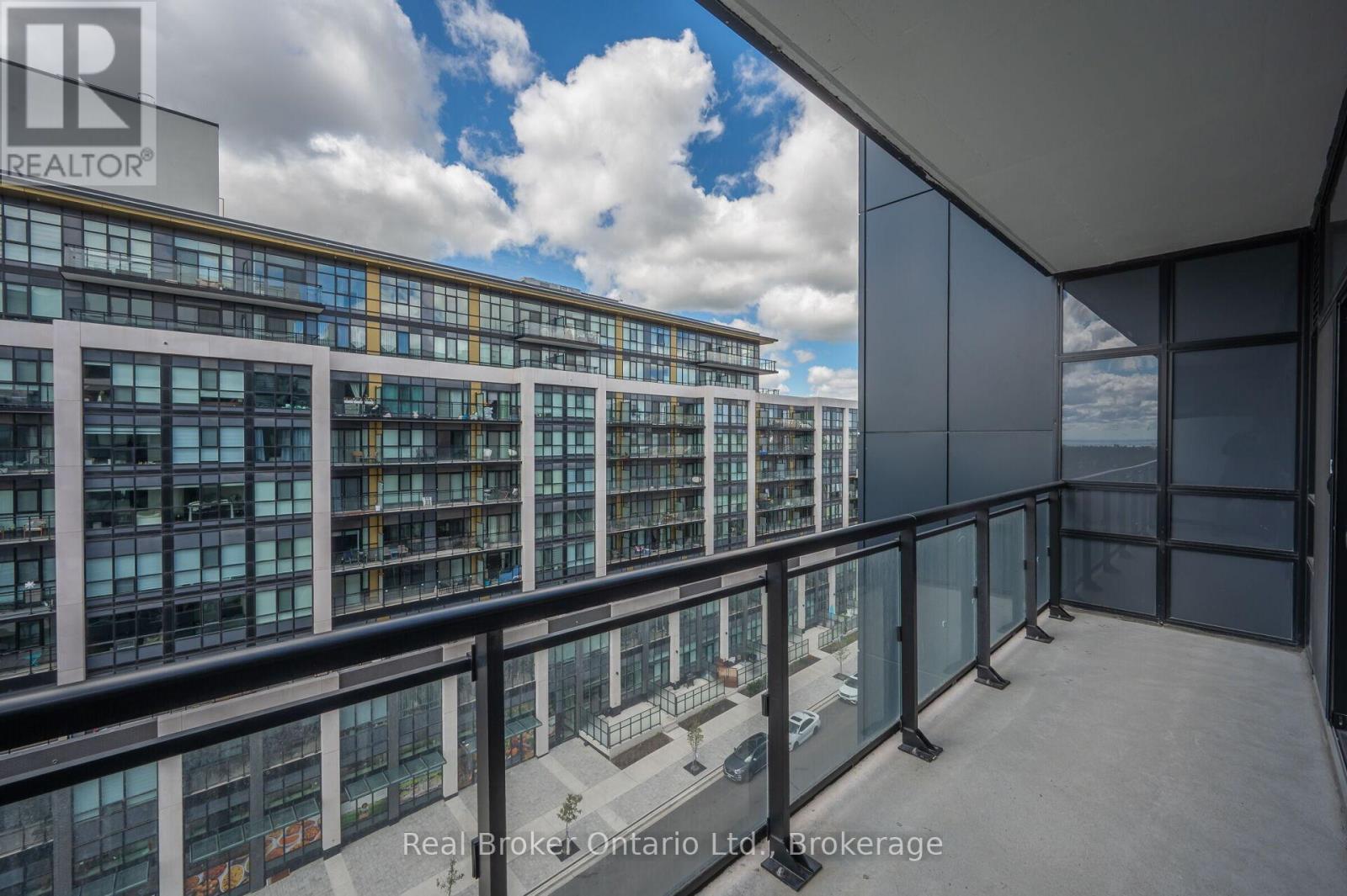 Photo 23 of 718 395 Dundas Street, Oakville ON