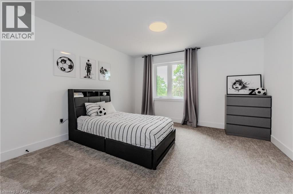 Photo 20 of 195 Riverbank Drive, Cambridge ON