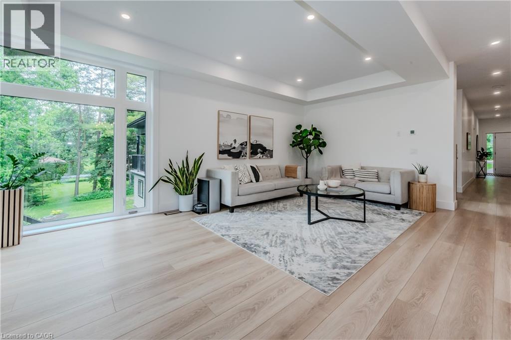 Photo 49 of 195 Riverbank Drive, Cambridge ON
