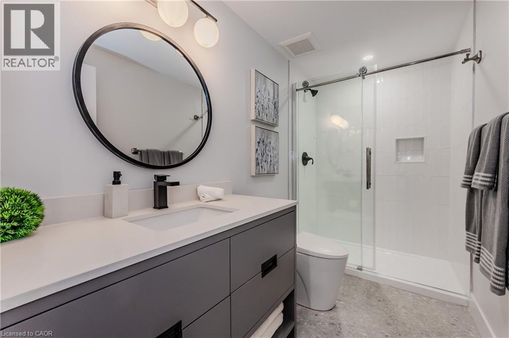 Photo 21 of 195 Riverbank Drive, Cambridge ON
