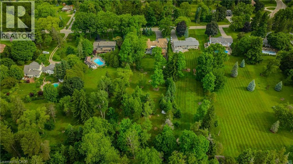 Photo 31 of 195 Riverbank Drive, Cambridge ON