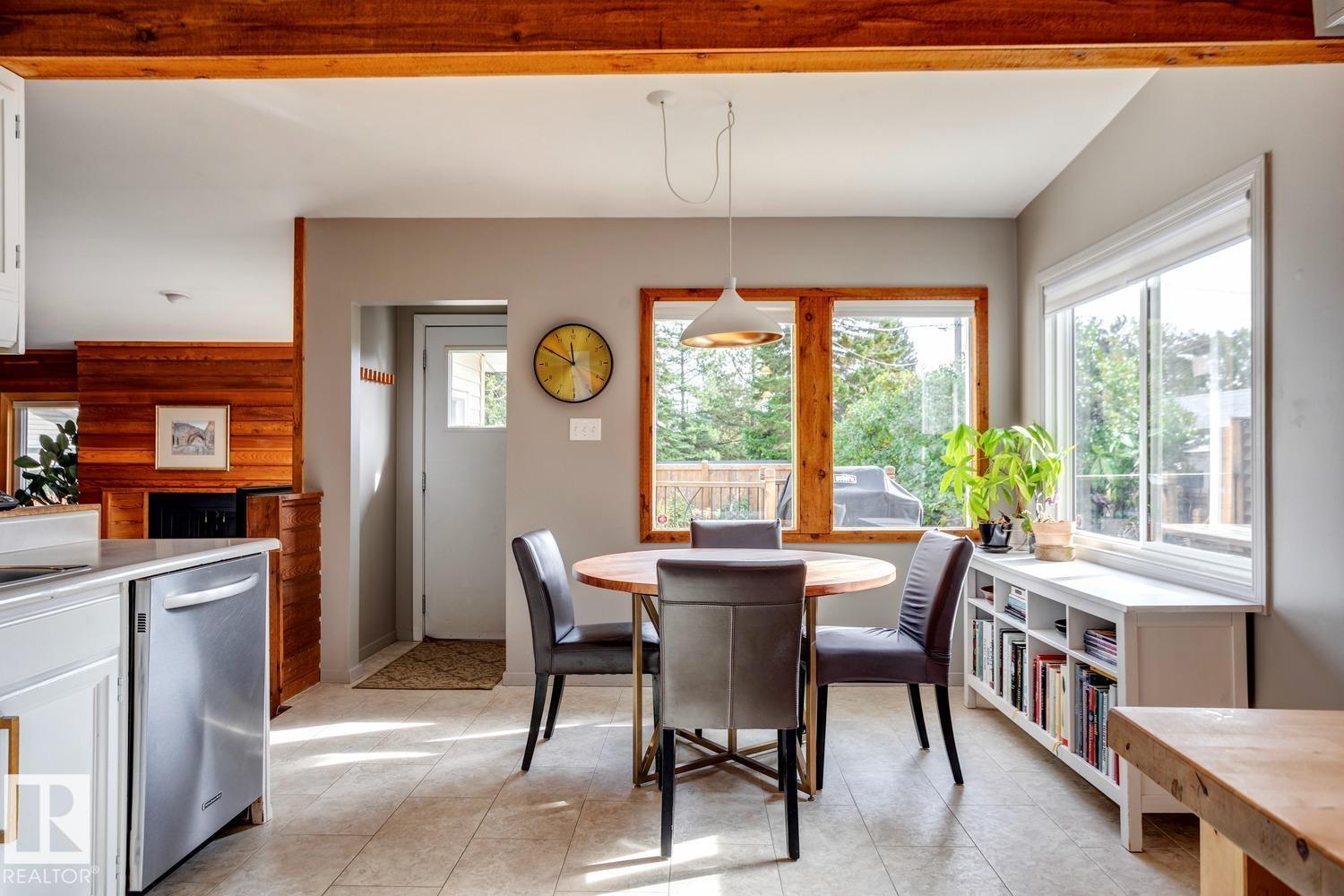 Photo 40 of 4907 114 B St Nw, Edmonton AB