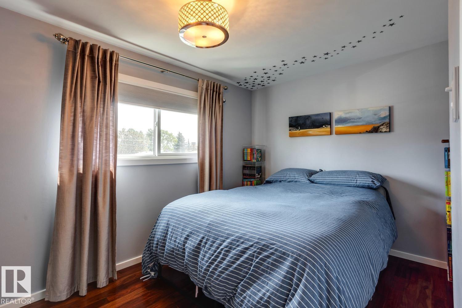 Photo 24 of 4907 114 B St Nw, Edmonton AB