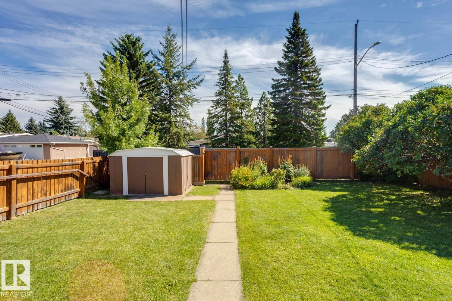 Photo 50 of 4907 114 B St Nw, Edmonton AB