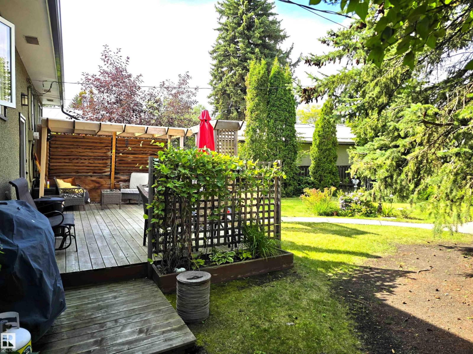 Photo 28 of 13924 107 A Av Nw, Edmonton AB