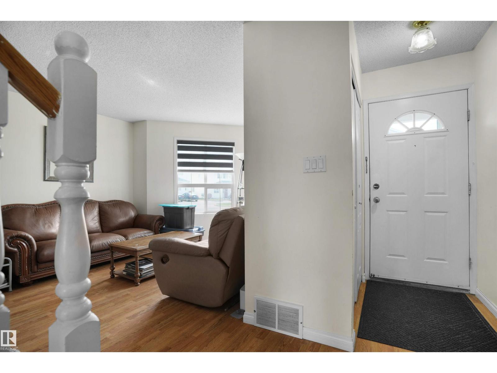 Photo 26 of 5 1033 Youville Dr Nw, Edmonton AB