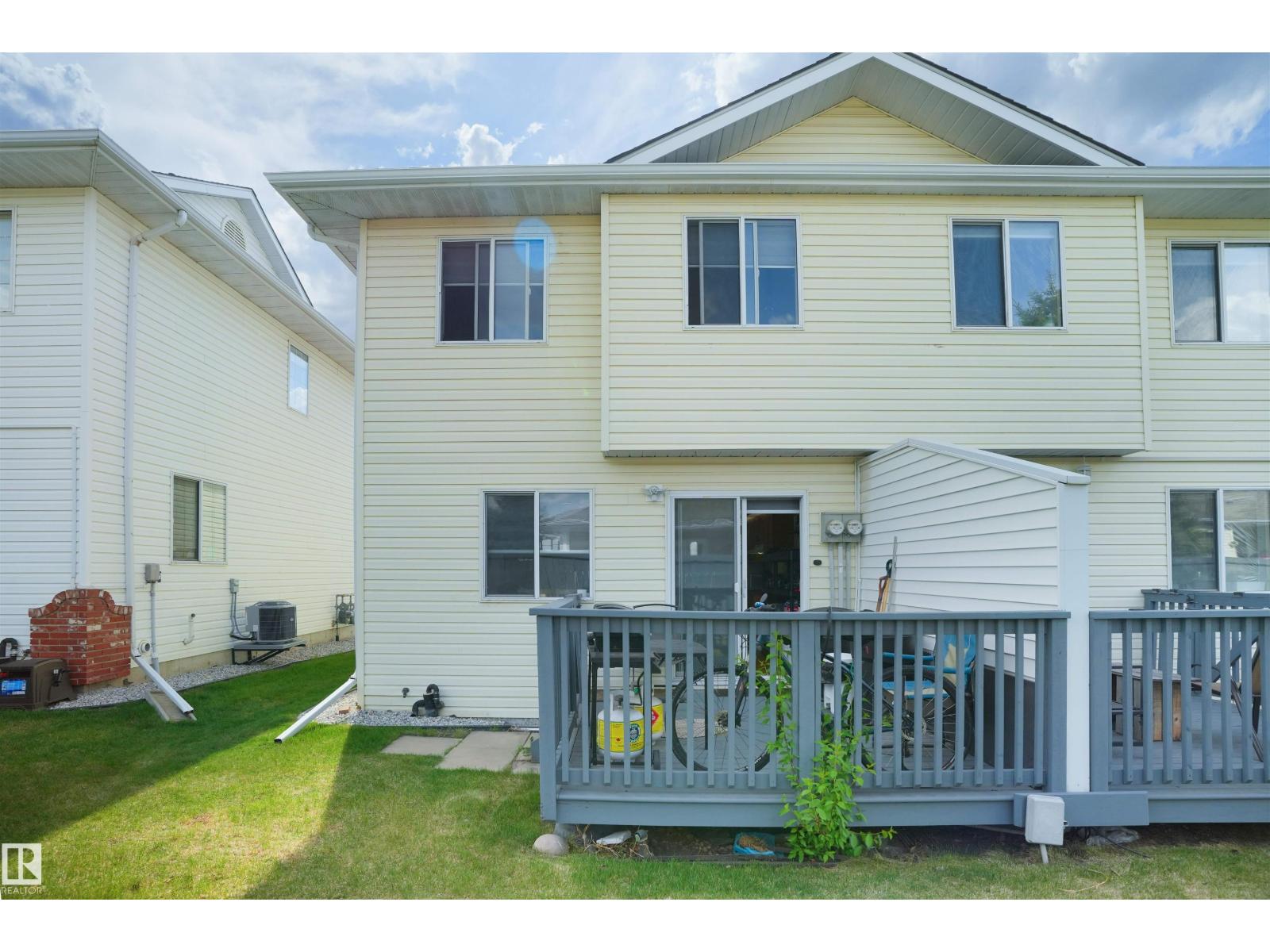Photo 23 of 5 1033 Youville Dr Nw, Edmonton AB