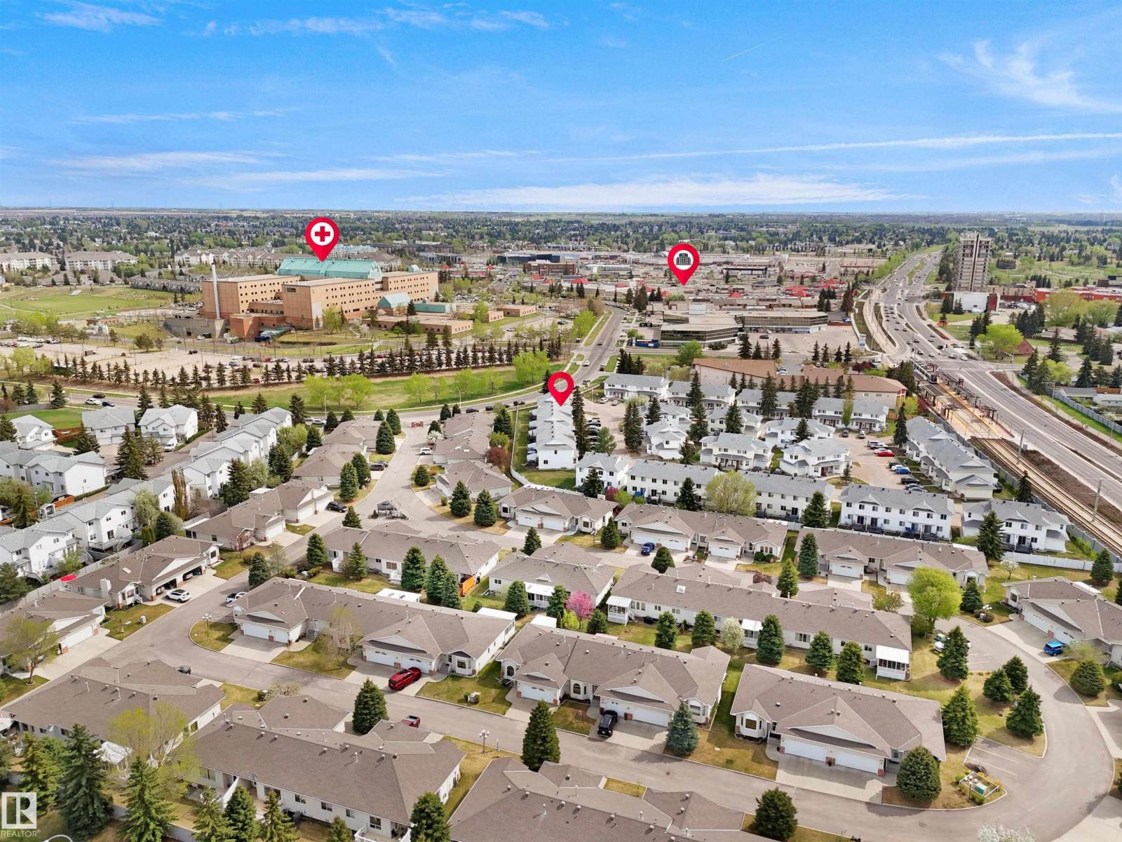 Photo 25 of 5 1033 Youville Dr Nw, Edmonton AB