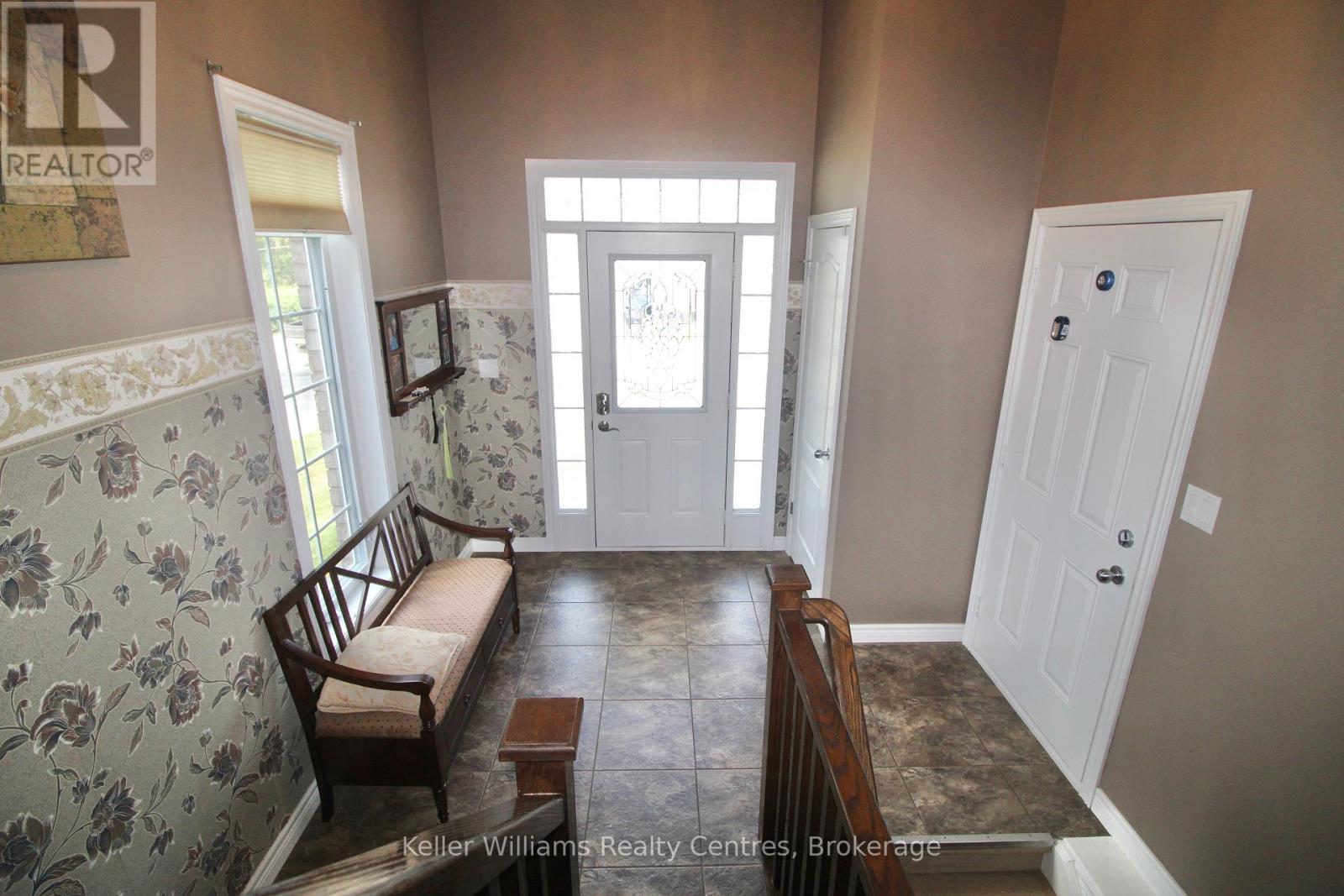 Photo 4 of 275 South Street E, West Grey ON