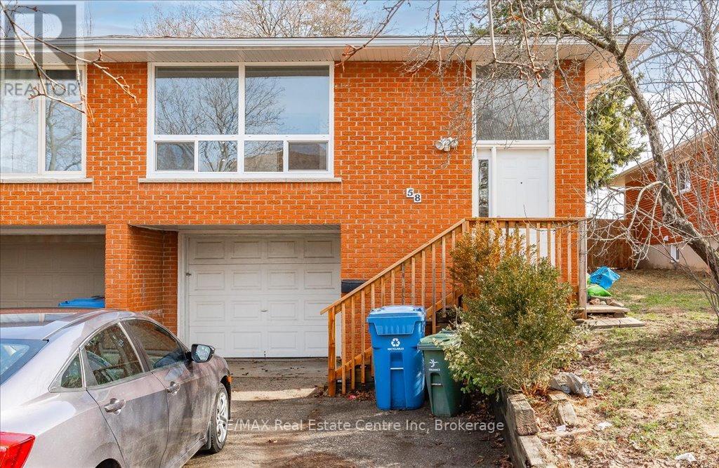 58 CONROY CRESCENT