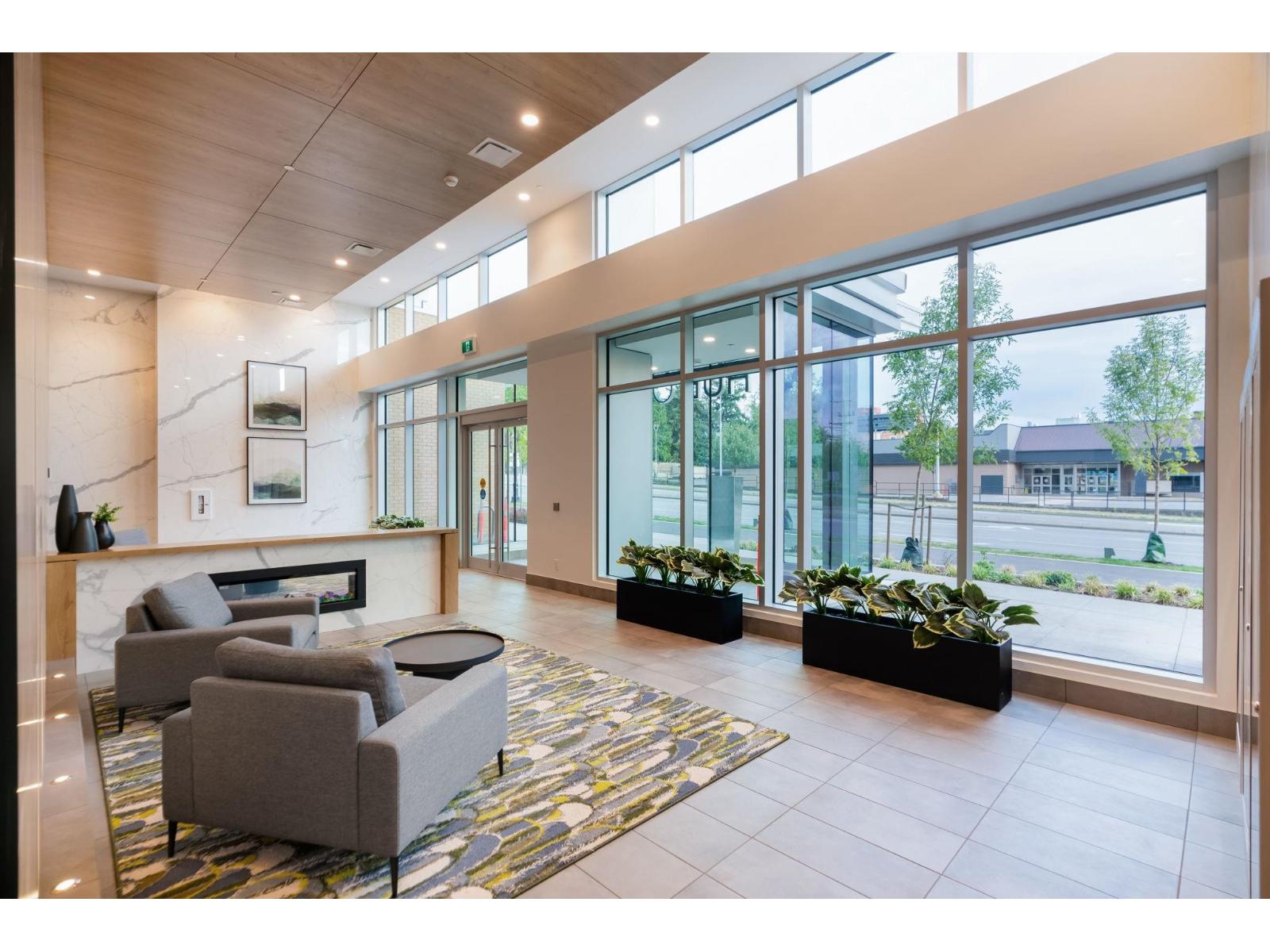 Photo 20 of 402 13615 Fraser Highway, Surrey BC