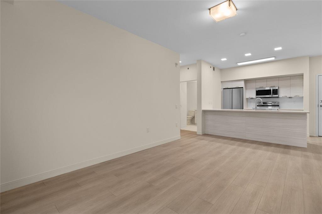Photo 10 of 115 635 Ballantrae Drive, Winnipeg MB