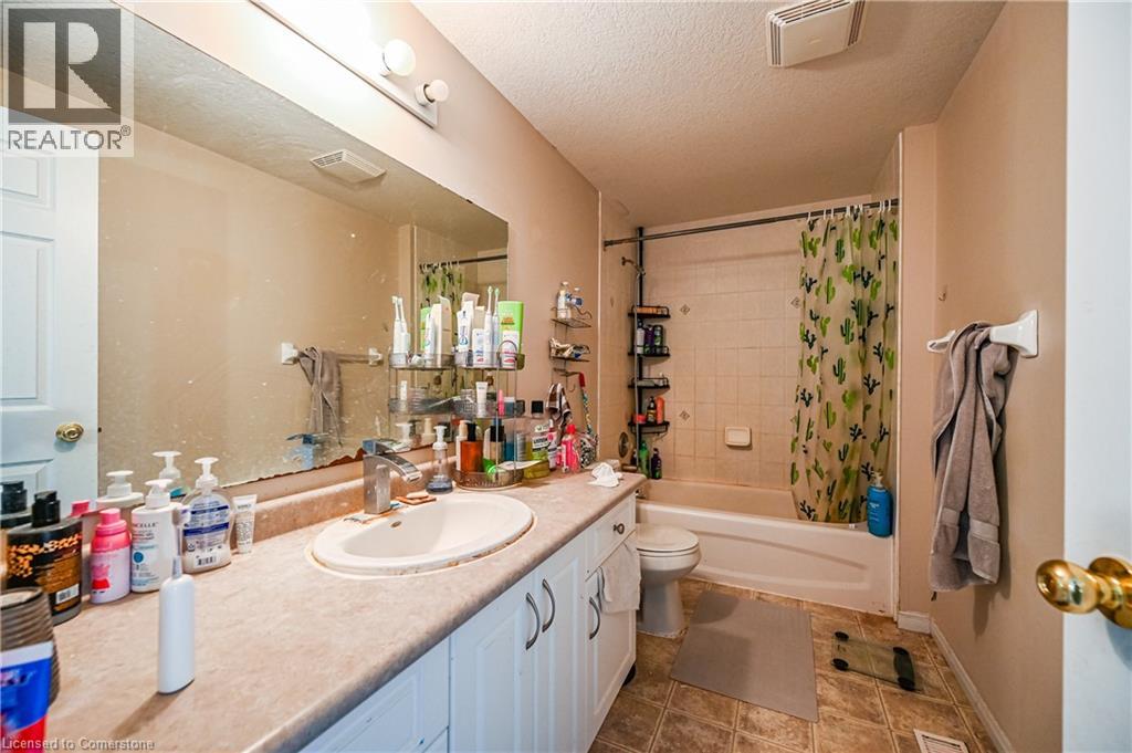 Photo 10 of 658 Wild Ginger Avenue, Waterloo ON