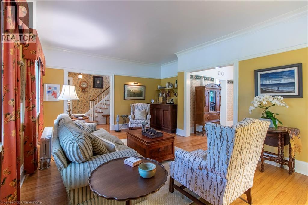 Photo 11 of 312 Nelson Street W, Port Dover ON