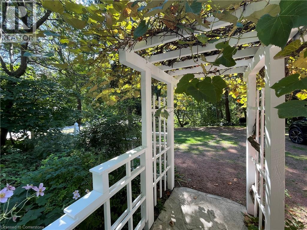 Photo 10 of 312 Nelson Street W, Port Dover ON