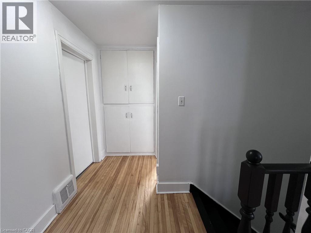 Photo 9 of 280 King George Road, Brantford ON
