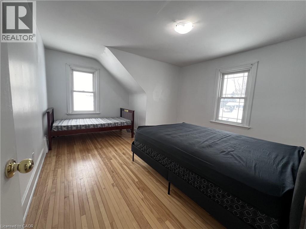 Photo 5 of 280 King George Road, Brantford ON