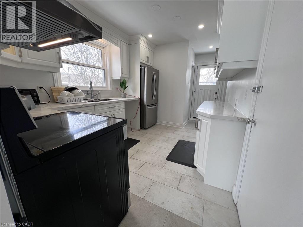 Photo 1 of 280 King George Road, Brantford ON
