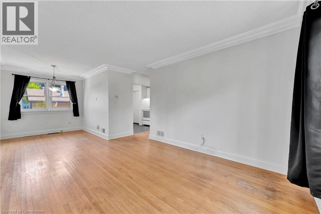 Photo 41 of 154 Brentwood Avenue, Kitchener ON