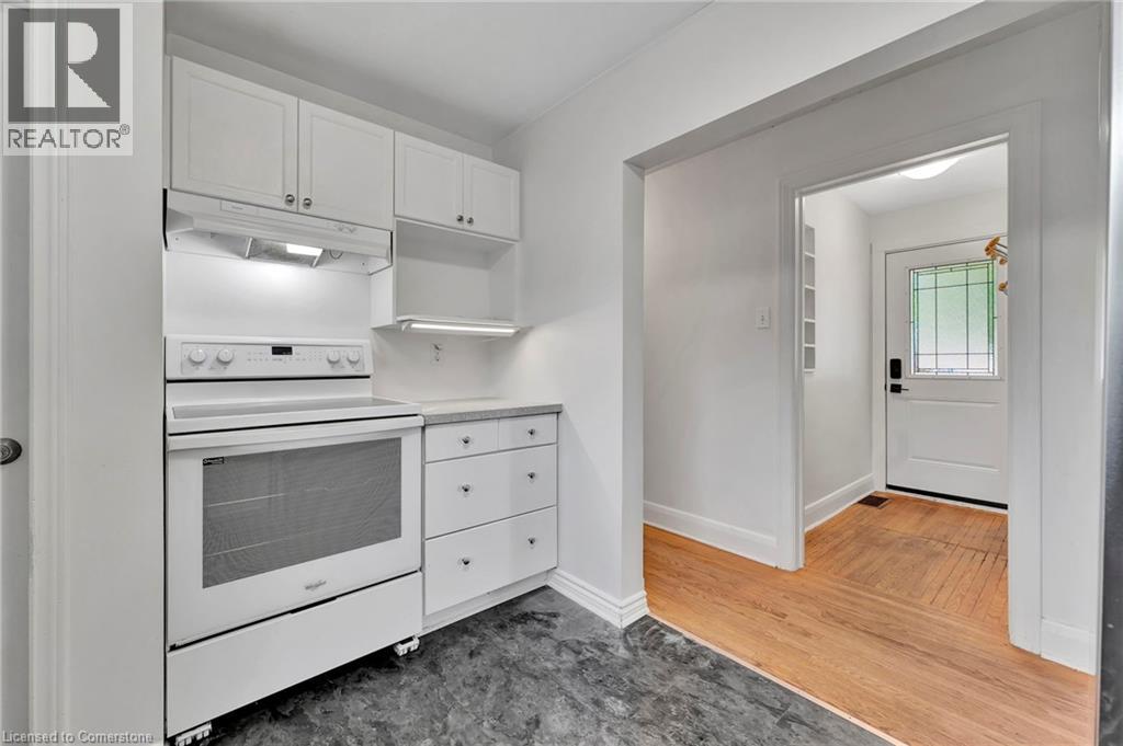 Photo 18 of 154 Brentwood Avenue, Kitchener ON