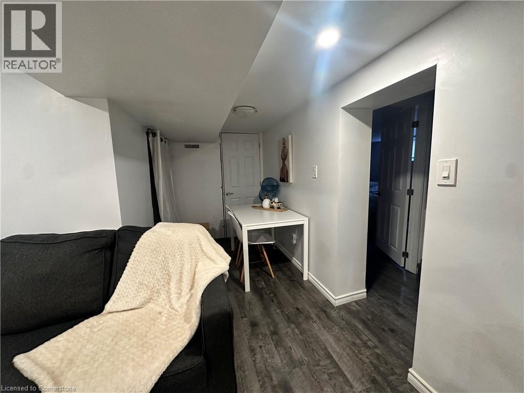 Photo 22 of 154 Brentwood Avenue, Kitchener ON