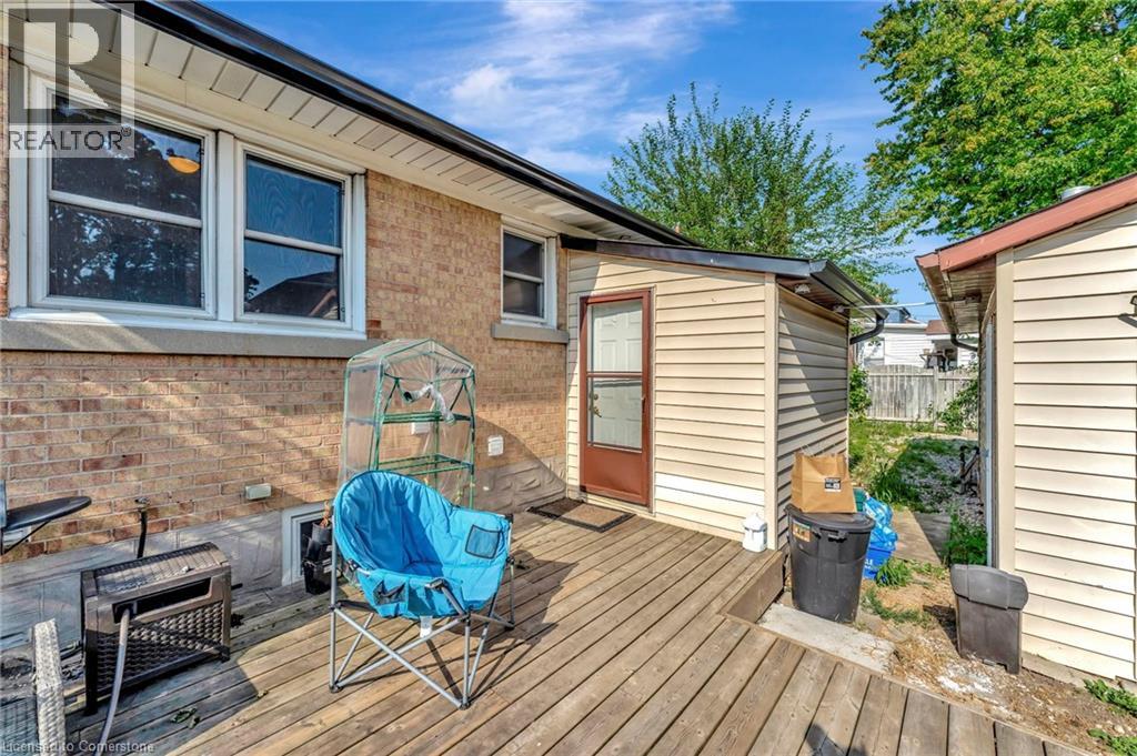 Photo 37 of 154 Brentwood Avenue, Kitchener ON