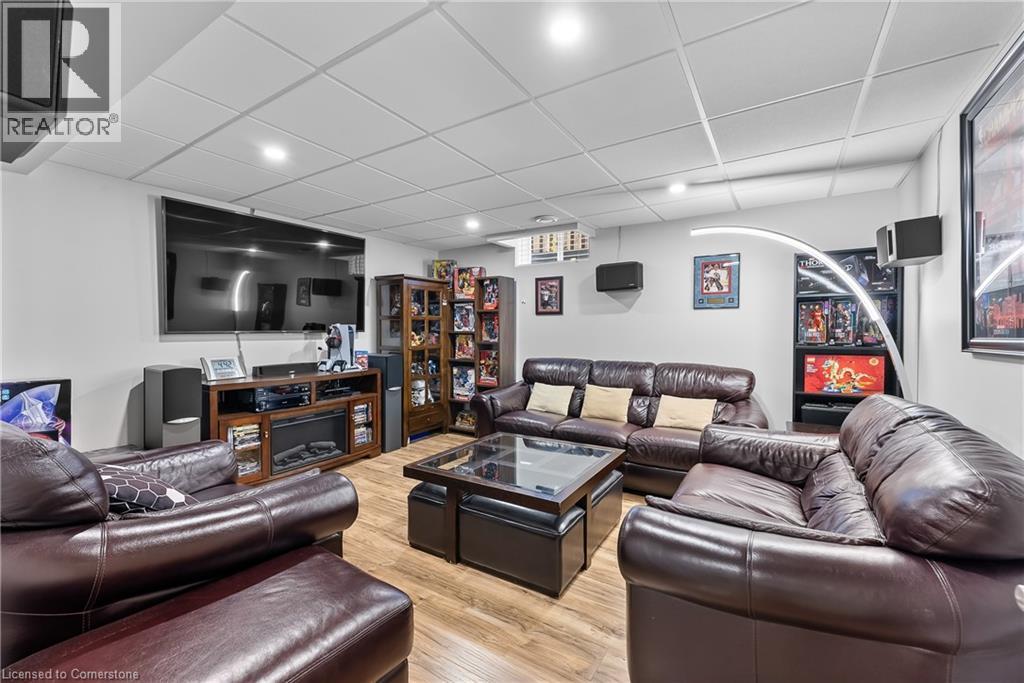 Photo 1 of 5743 Jake Crescent, Niagara Falls ON