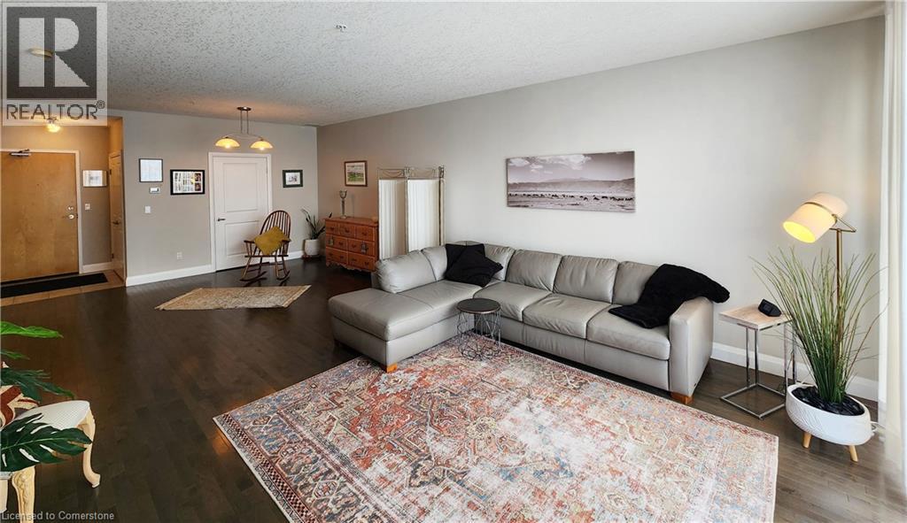 Photo 12 of 165 Duke Street E Unit 202, Kitchener ON