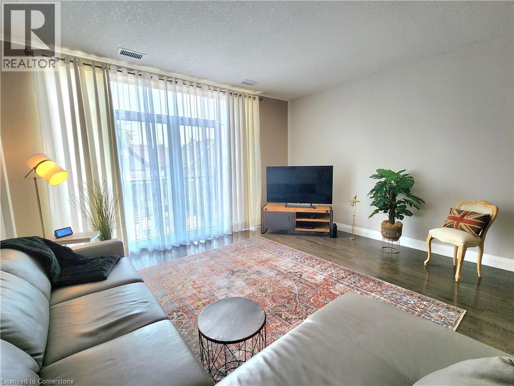 Photo 13 of 165 Duke Street E Unit 202, Kitchener ON