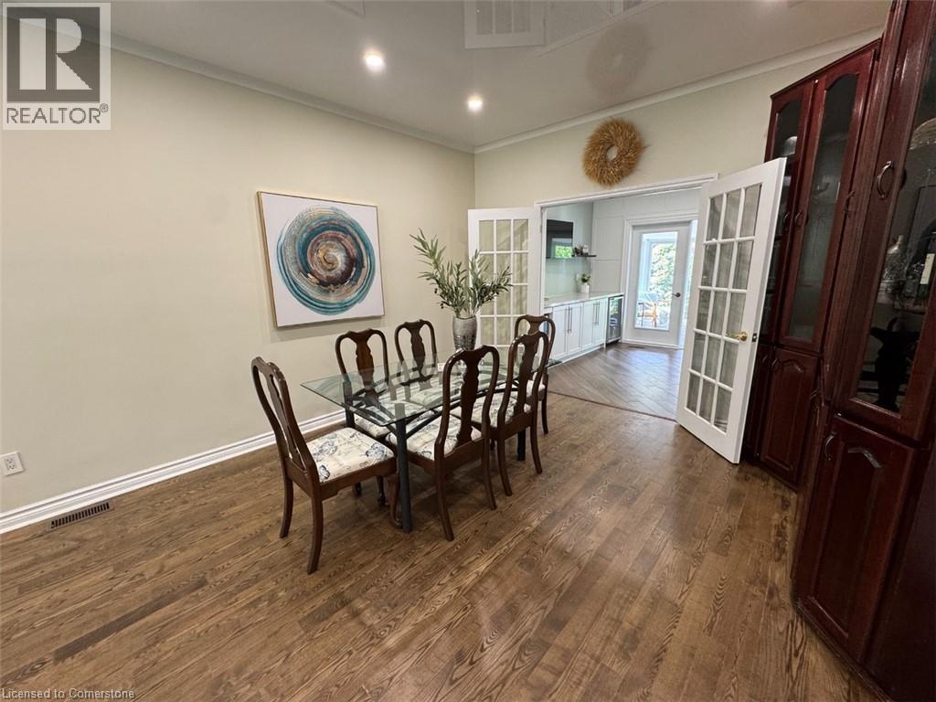 Photo 13 of 1005 Dormer Street, Mississauga ON