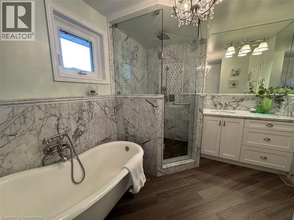 Photo 27 of 1005 Dormer Street, Mississauga ON
