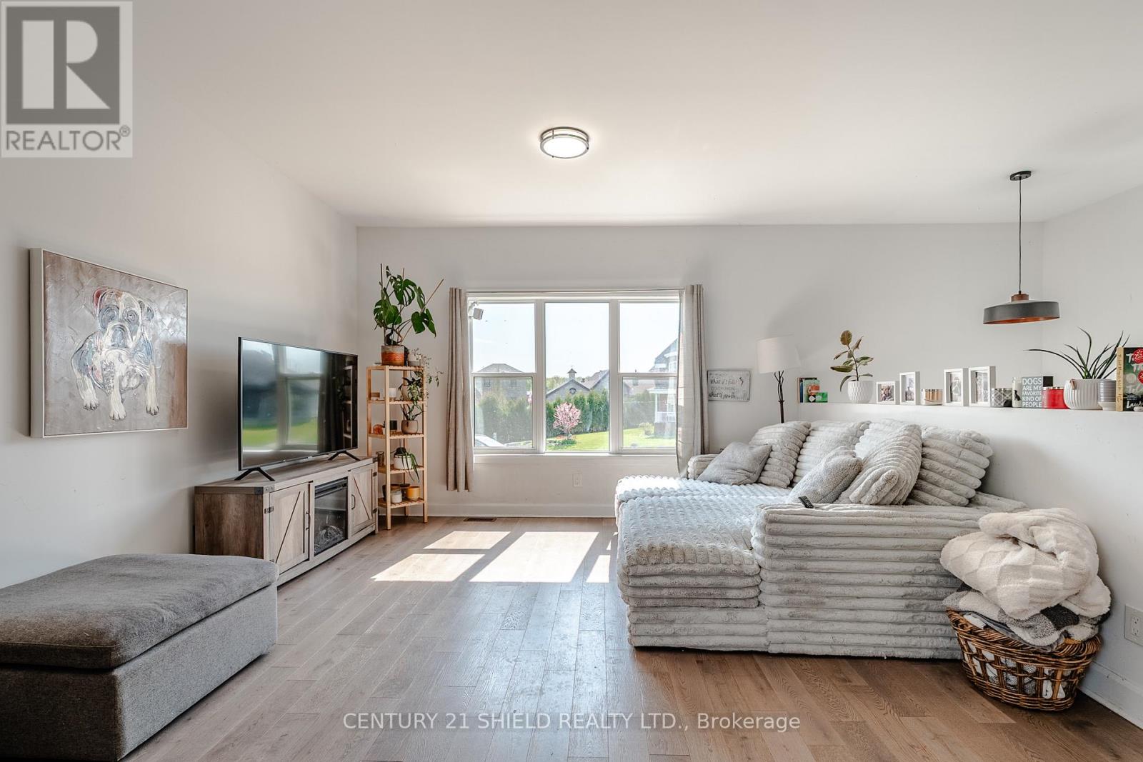 Photo 10 of 6373 Monument Way, South Glengarry ON
