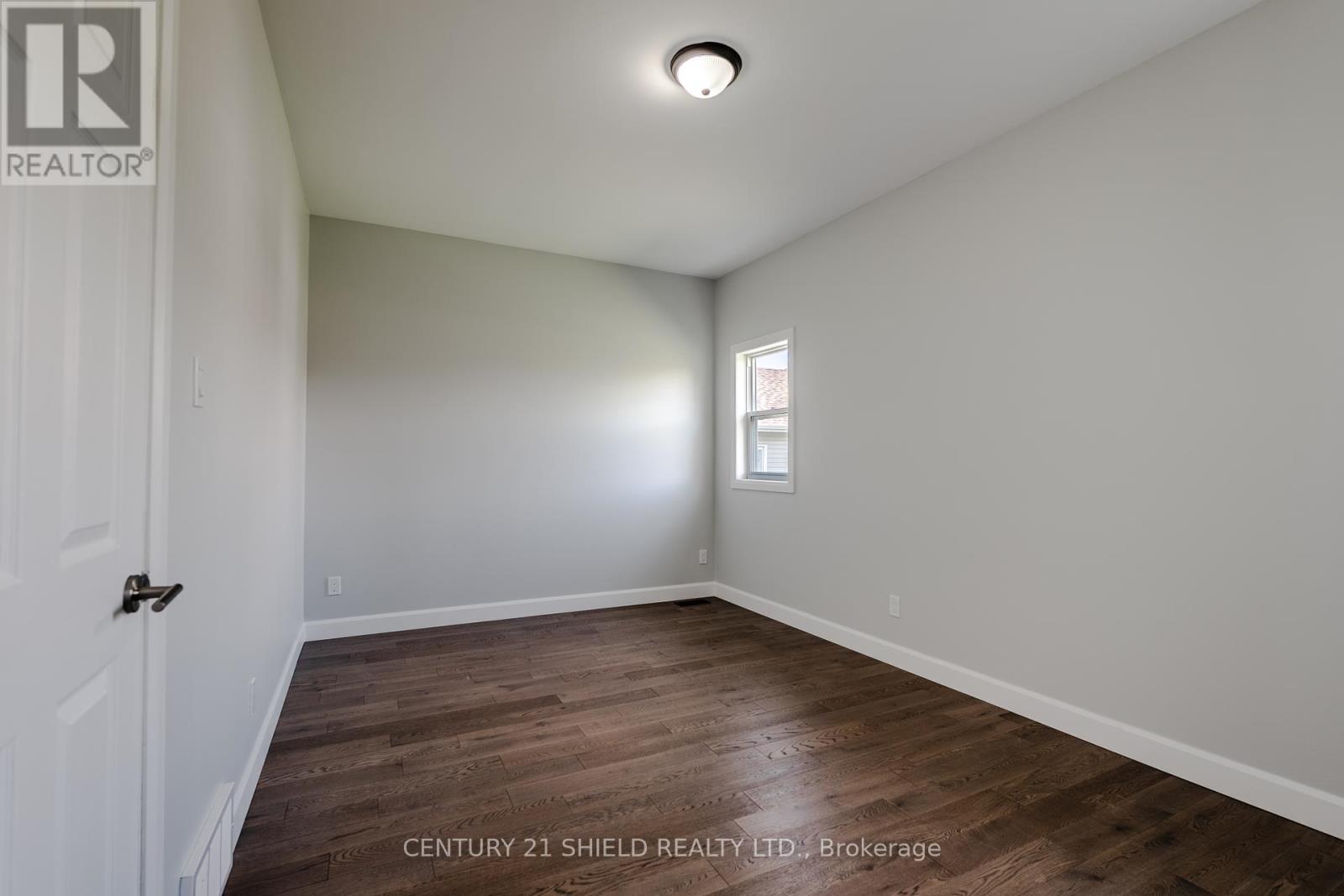 Photo 3 of 6371 Monument Way, South Glengarry ON