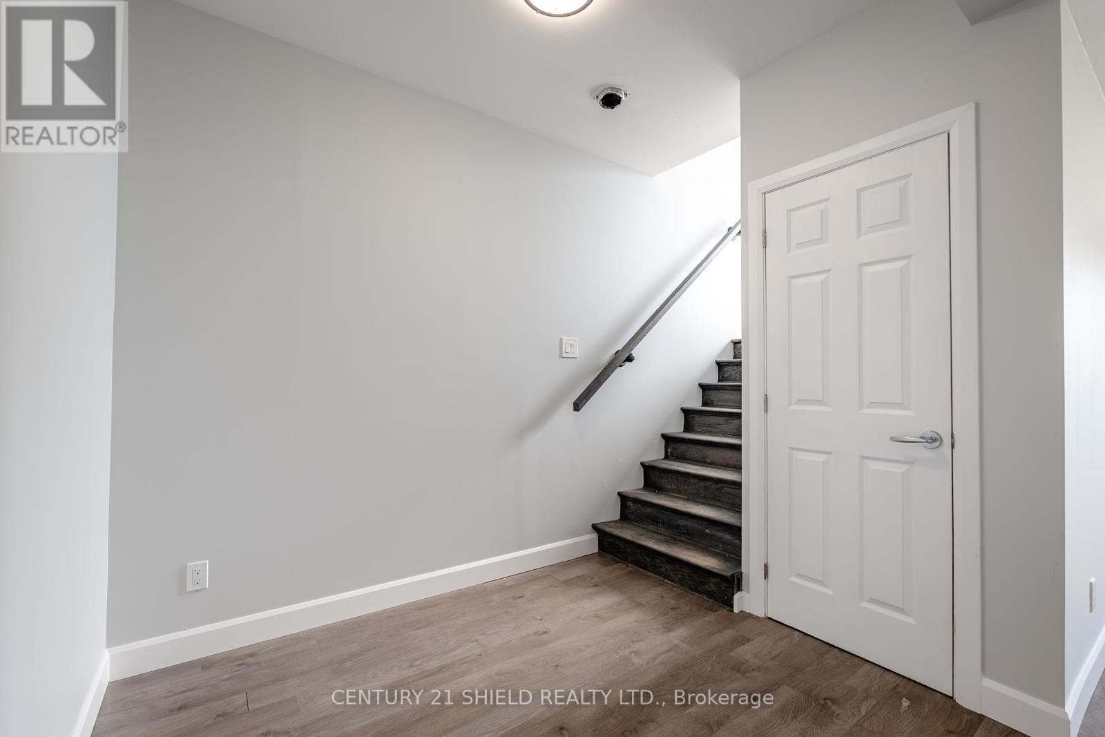 Photo 6 of 6371 Monument Way, South Glengarry ON
