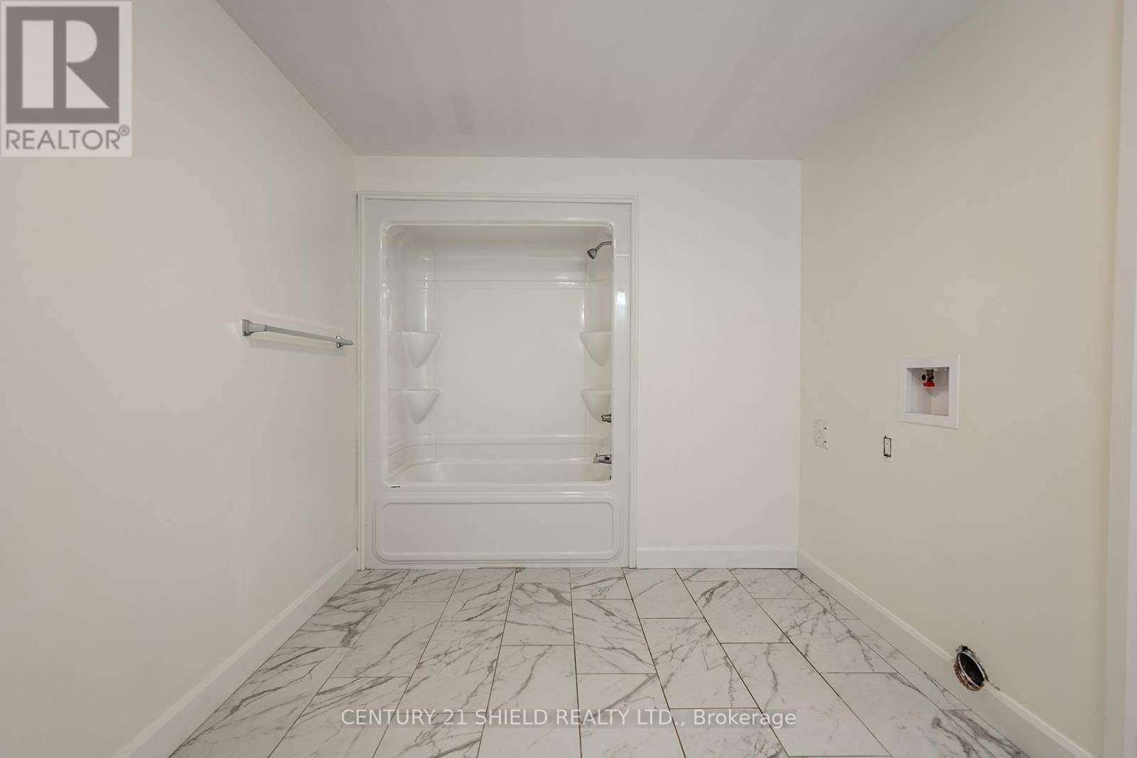 Photo 7 of 6371 Monument Way, South Glengarry ON