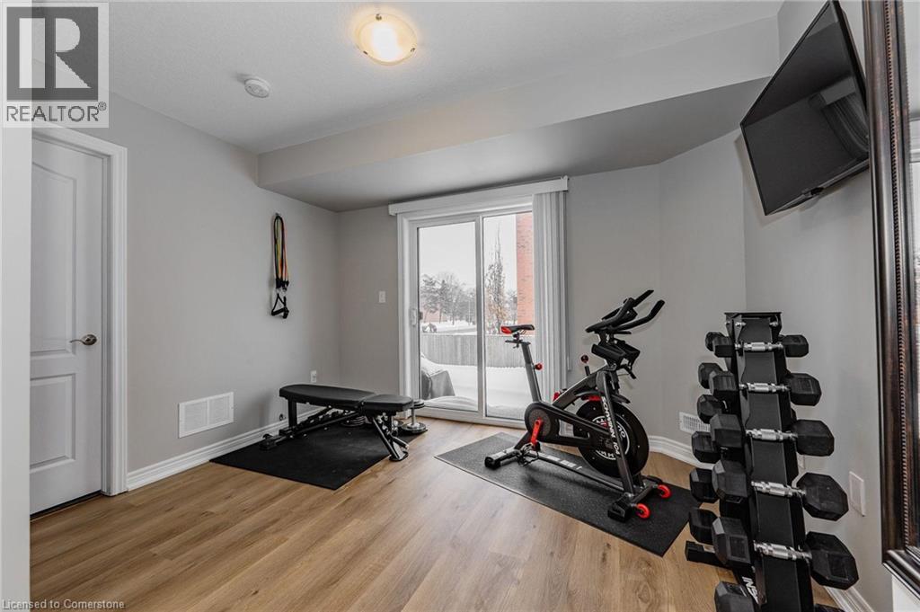 Photo 4 of 395 Linden Drive Unit 2, Cambridge ON