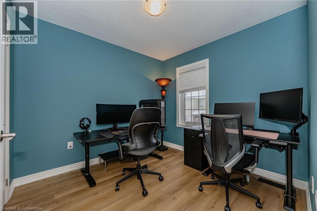 Photo 3 of 395 Linden Drive Unit 2, Cambridge ON