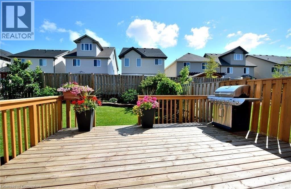 Photo 4 of 88 Helena Feasby Drive, Kitchener ON
