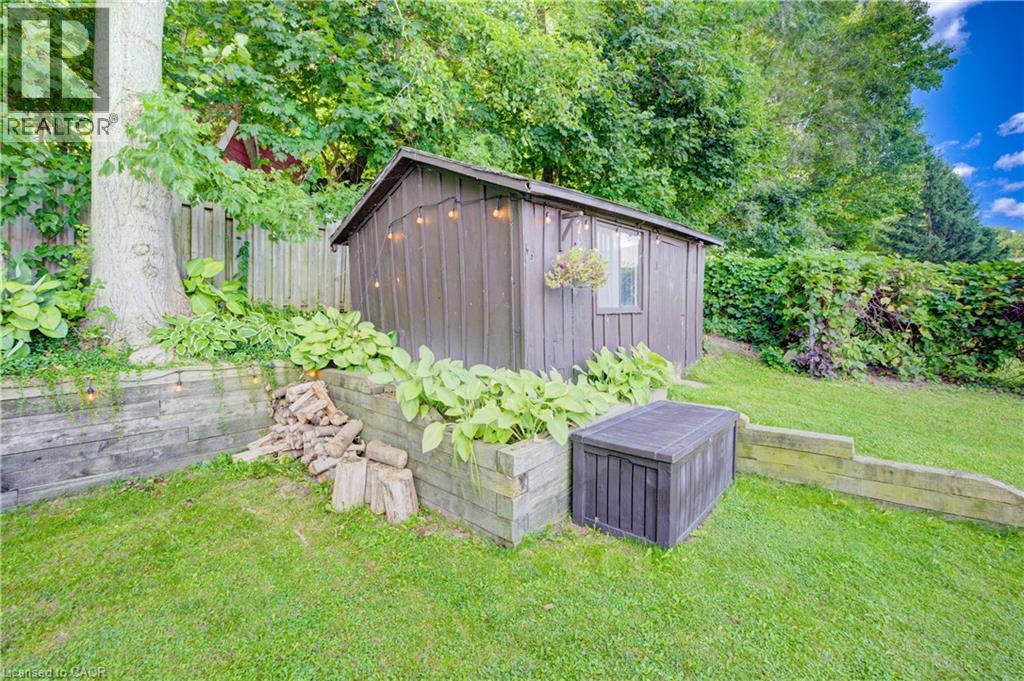 Photo 19 of 164 Queen Street E, Cambridge ON