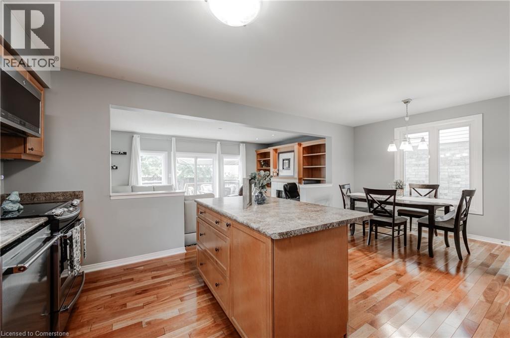 Photo 26 of 22 Pebblecreek Drive, Kitchener ON