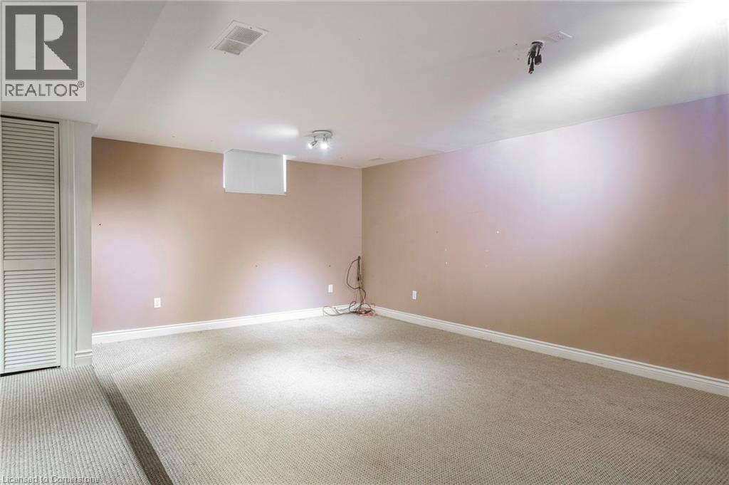 Photo 31 of 624 South Haven Drive, Waterloo ON