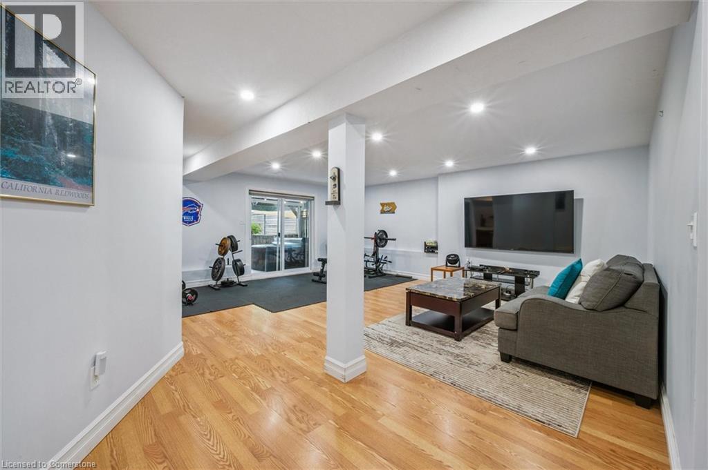 Photo 19 of 405 Spice Bush Street, Waterloo ON