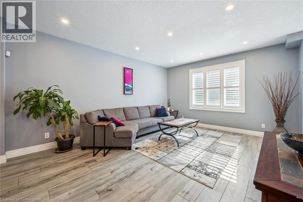 Photo 12 of 405 Spice Bush Street, Waterloo ON