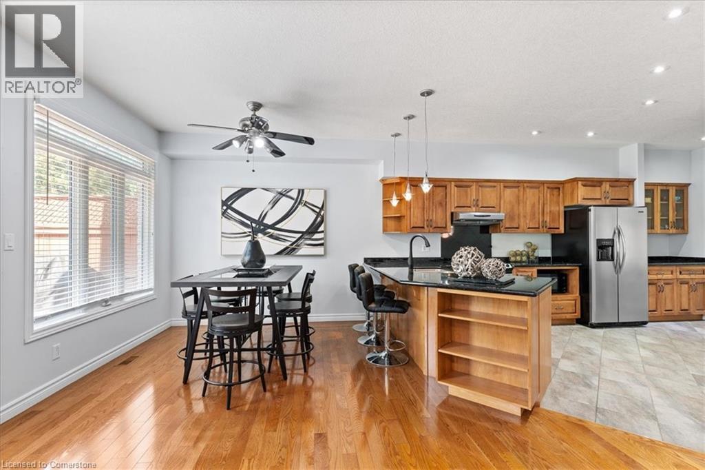 Photo 18 of 100 High Acres Crescent, Kitchener ON