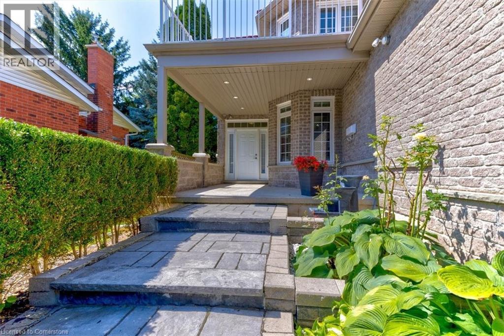 Photo 25 of 100 High Acres Crescent, Kitchener ON