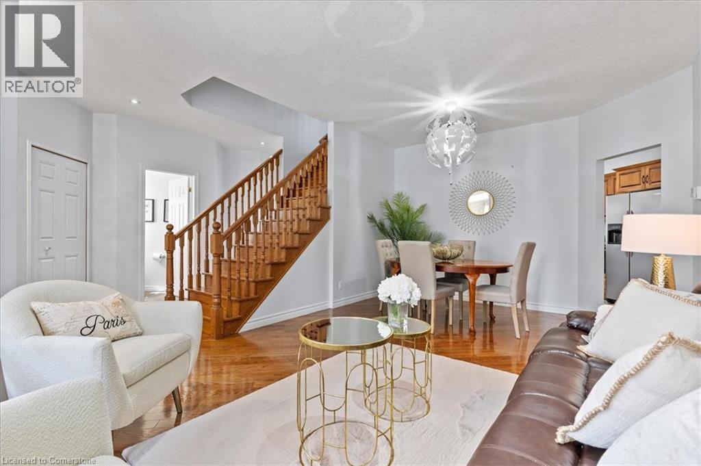 Photo 47 of 100 High Acres Crescent, Kitchener ON