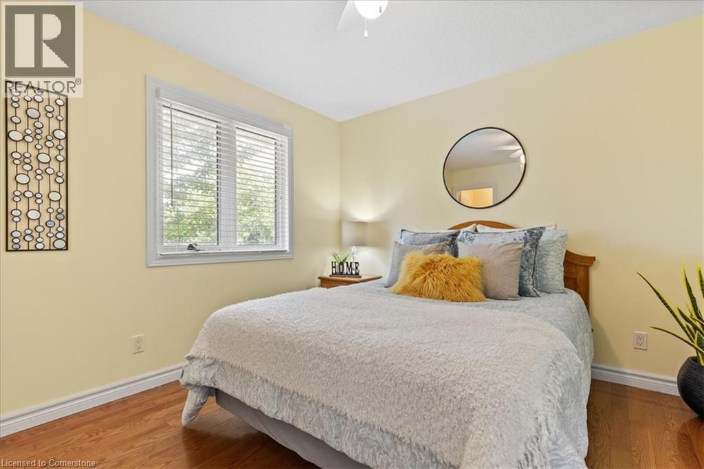 Photo 50 of 100 High Acres Crescent, Kitchener ON