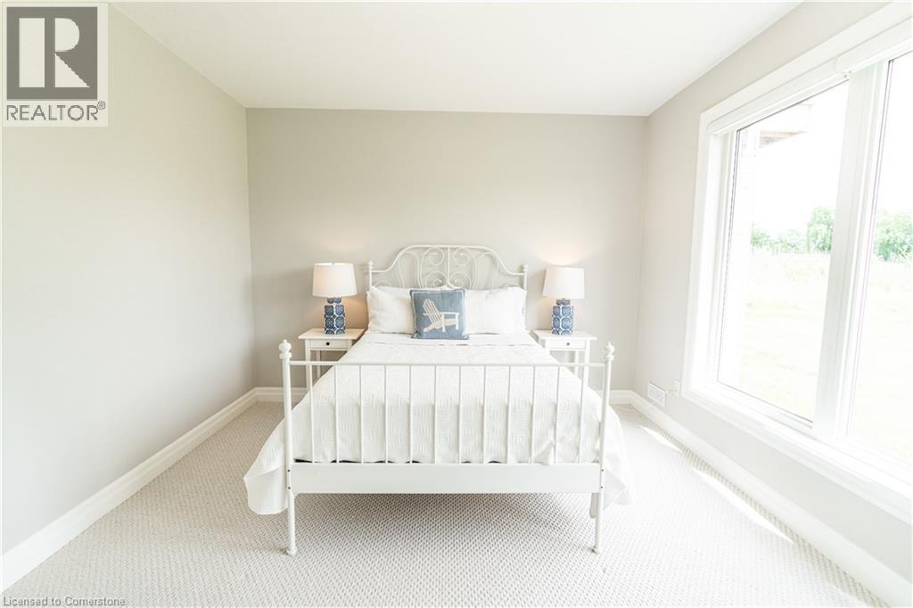 Photo 27 of 21 Hudson Drive, Brantford ON