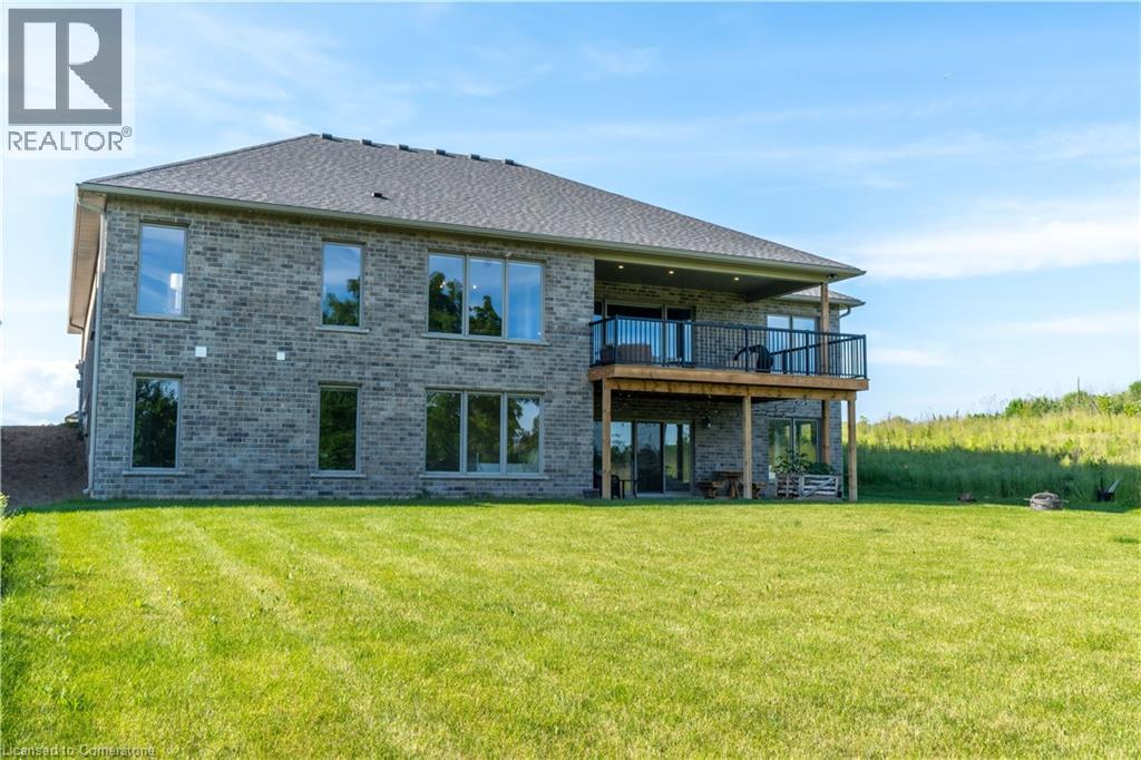 Photo 23 of 21 Hudson Drive, Brantford ON