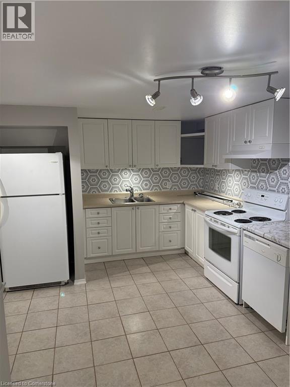 Photo 12 of 127 Carlyle Drive Unit Lower, Kitchener ON